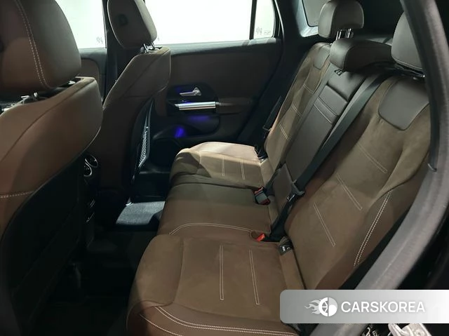 Mercedes-Benz GLA - Class H247 2026 Черный из Кореи, фото 2