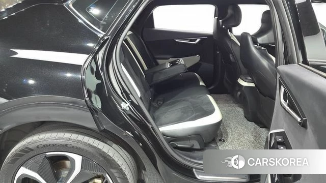 Kia EV6 2021 Черный из Кореи, фото 2