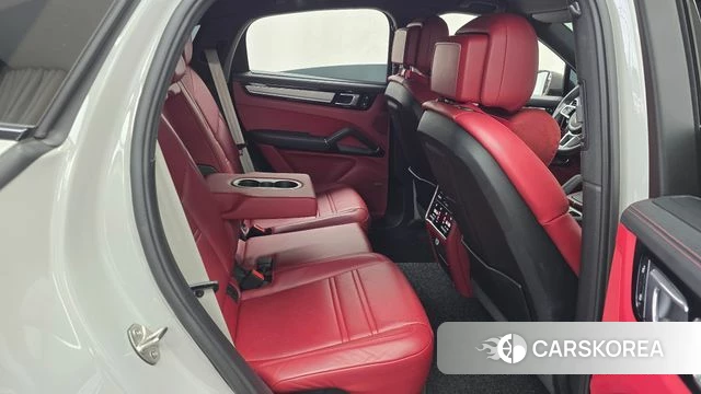 Porsche Cayenne (PO536) 2023 Серебристо-серый из Кореи, фото 2