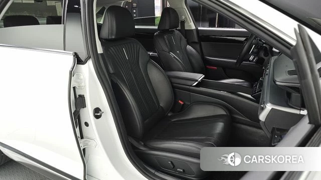 Hyundai Grandeur (GN7) 2024 Белый из Кореи, фото 2