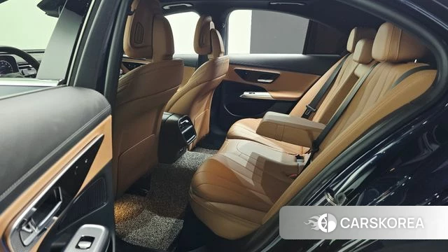 Mercedes-Benz E-Class W214 2024 Синий из Кореи, фото 2