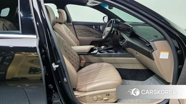 Kia K8 Hybrid 2023 Черный из Кореи, фото 2