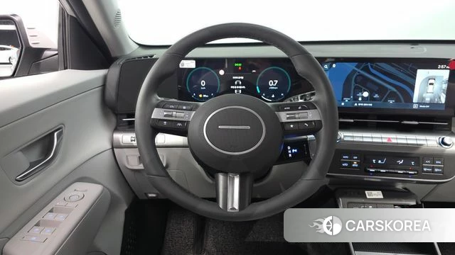 Hyundai Kona (SX2) 2024 Серый из Кореи, фото 2