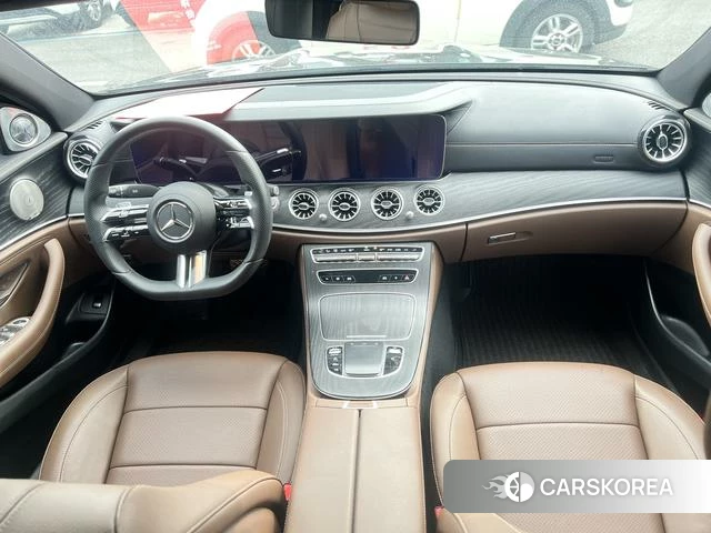 Mercedes-Benz E-Class 2021 Черный из Китая, фото 2