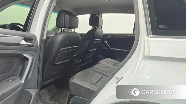 Volkswagen Tiguan second Generation 2018 Белый из Кореи, фото 2