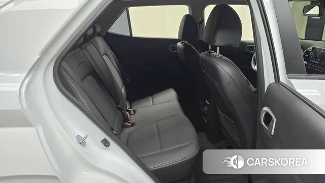Hyundai Venue 2025 Белый из Кореи, фото 2