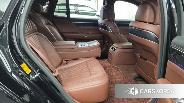Genesis G90 (RS4) 2024 Черный из Кореи, фото 2