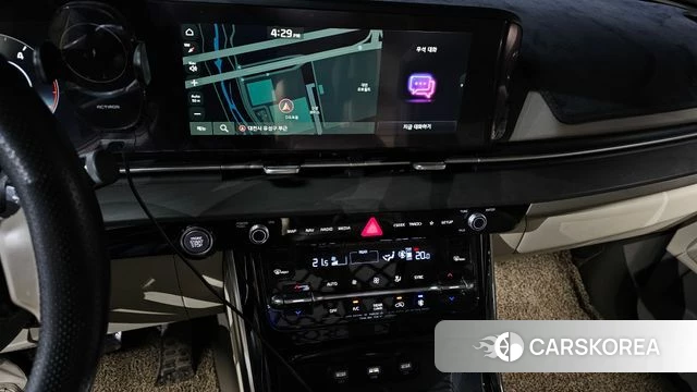Kia Carnival 4th generation 2021 Белый из Кореи, фото 2