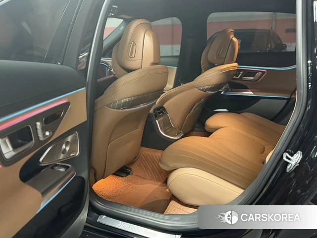 Mercedes-Benz E-Class 2025 Черный из Китая, фото 2