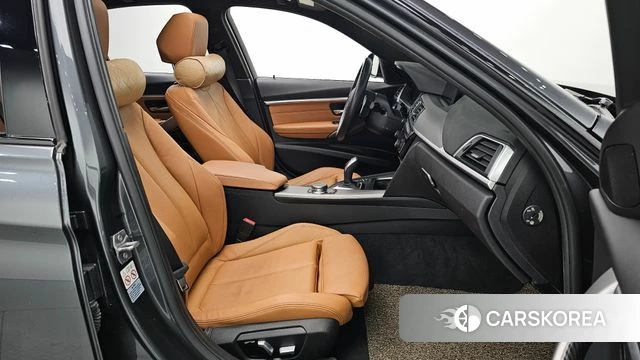 BMW 3 Series (F30) 2018 Серый из Кореи, фото 2