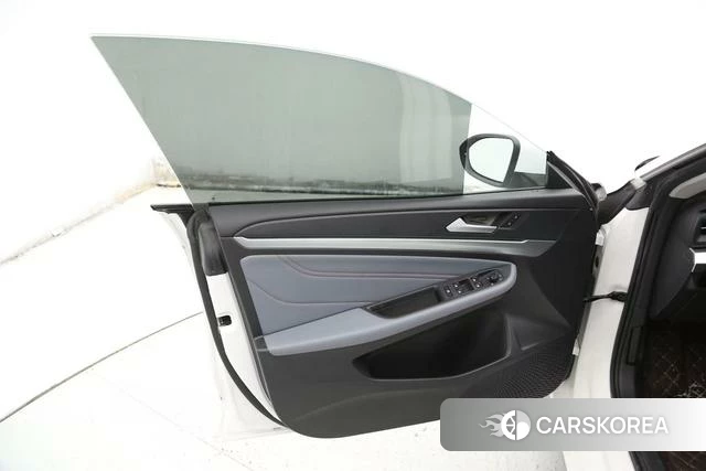 Volkswagen Lamando 2022 Белый из Китая, фото 2