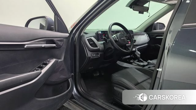 Kia The New Seltos 2024 Серый из Кореи, фото 2