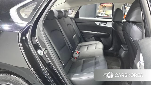 Kia The New K3 2nd generation 2021 Черный из Кореи, фото 2