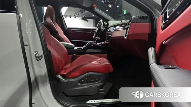 Porsche Cayenne (PO536) 2022 Серебристо-серый из Кореи, фото 2