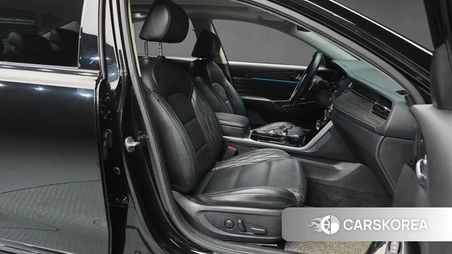Kia K7 Premier 2021 Черный из Кореи, фото 2