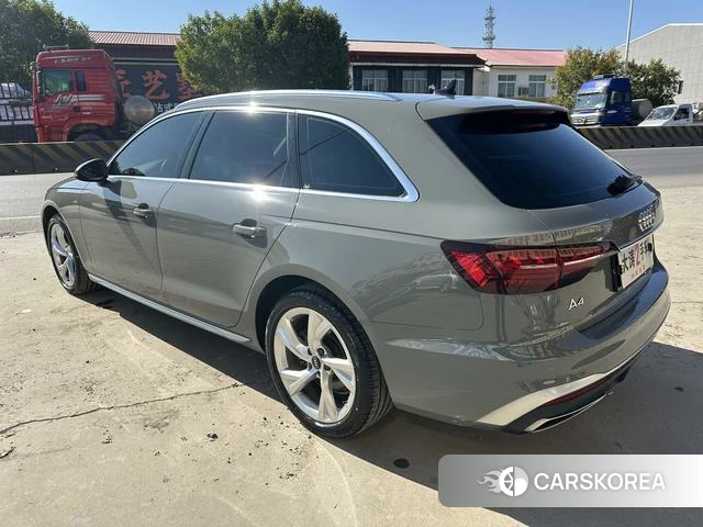 Audi A4L 2022 Темно-серый из Китая, фото 2