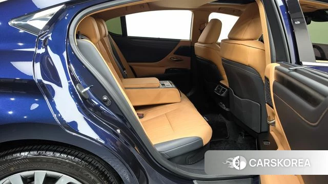 Lexus ES300h 7th generation 2021 Синий из Кореи, фото 2