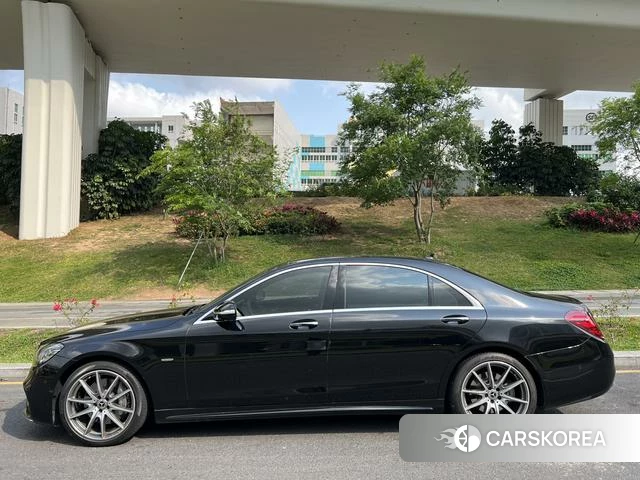 Mercedes-Benz S-Class 2021 Черный из Китая, фото 2