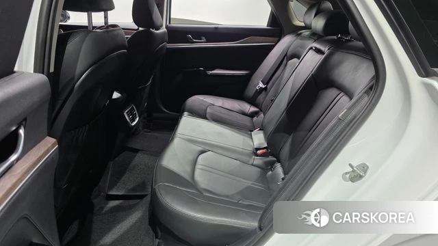 Kia K5 Hybrid 3rd Generation 2023 Белый из Кореи, фото 2