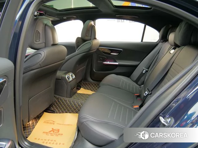 Mercedes-Benz C-class 2023 Зеленый из Китая, фото 2