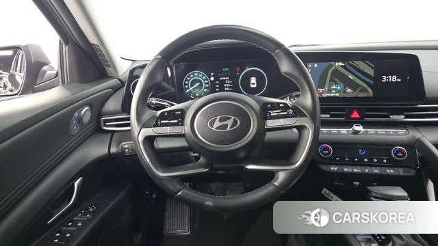 Hyundai The New Avante Hybrid (CN7) 2023 Серый из Кореи, фото 2