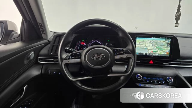 Hyundai Avante (CN7) 2021 Серебристо-серый из Кореи, фото 2