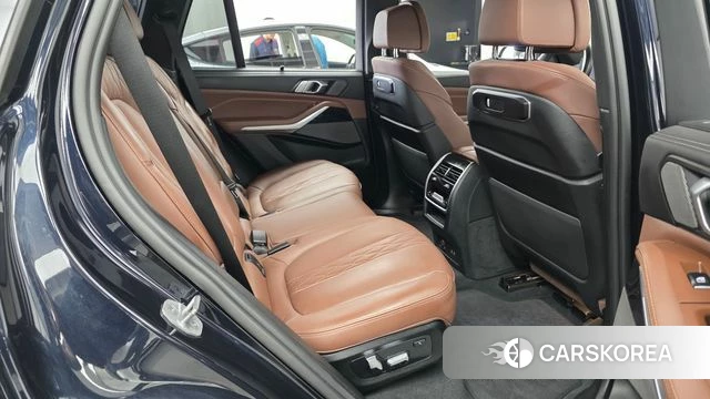 BMW X5 (G05) 2023 Черный из Кореи, фото 2
