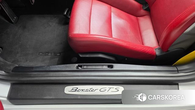 Porsche 718 Boxster 2018 Серый из Кореи, фото 2