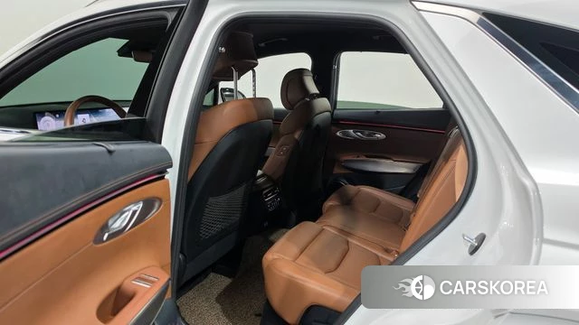 Genesis GV70 2024 Белый из Кореи, фото 2