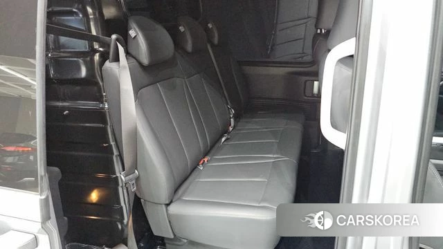 Hyundai Staria 2025 Серебряный из Кореи, фото 2