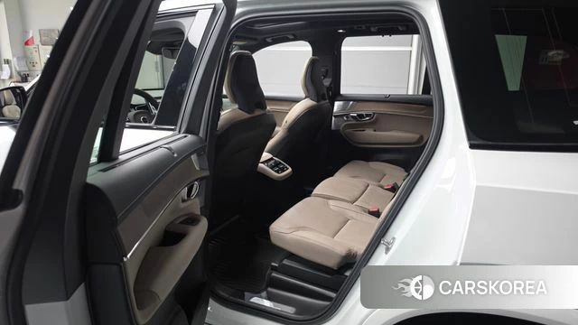 Volvo XC90 second Generation 2025 Белый из Кореи, фото 2