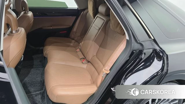 Hyundai Grandeur Hybrid (GN7) 2023 Черный из Кореи, фото 2