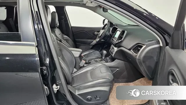 Jeep Cherokee (KL) 2018 Черный из Кореи, фото 2