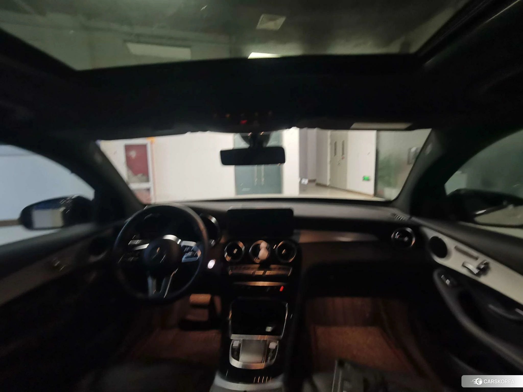 Mercedes-Benz GLC 2022 Белый из Китая, фото 2