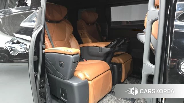 Toyota Alphard 4th Generation 2023 Черный из Кореи, фото 2