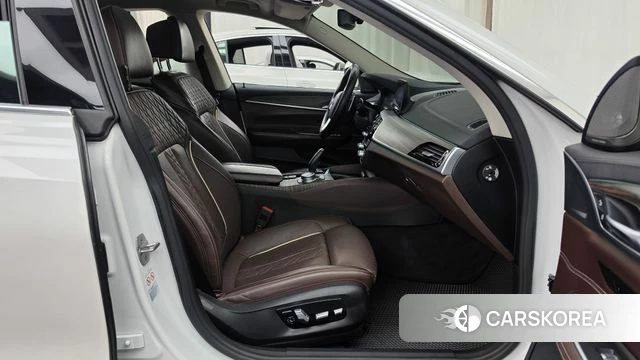 BMW 6 Series GT (G32) 2020 Коричневый из Кореи, фото 2