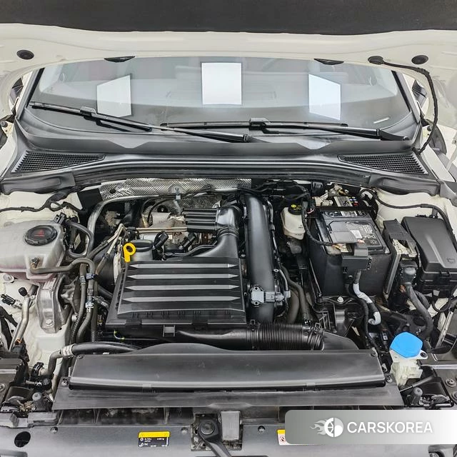 Volkswagen Lamando 2022 Белый из Китая, фото 2