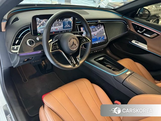 Mercedes-Benz E-Class W214 2025 Белый из Кореи, фото 2