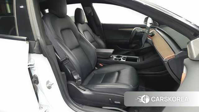Tesla Model 3 2021 Белый из Кореи, фото 2