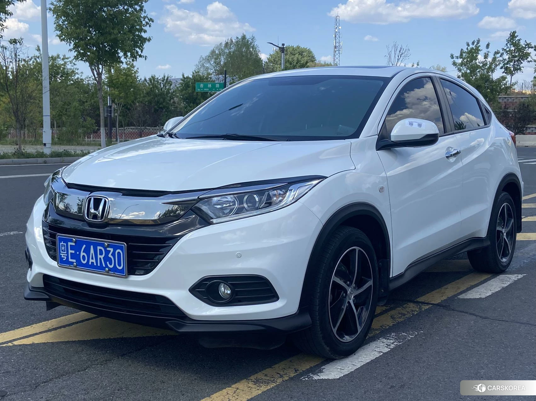 Honda Vezel 2021 Белый из Китая, фото 2