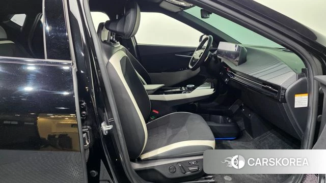 Kia EV6 2022 Черный из Кореи, фото 2