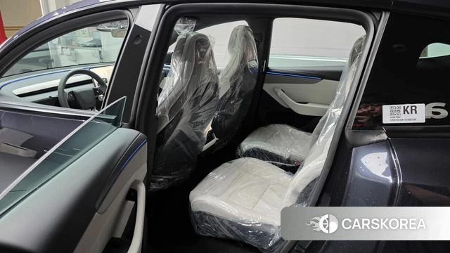 Tesla Model Y 2026 Серый из Кореи, фото 2
