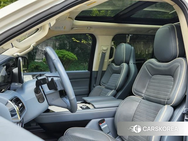 Lincoln Navigator 4th generation 2019 Белый из Кореи, фото 2