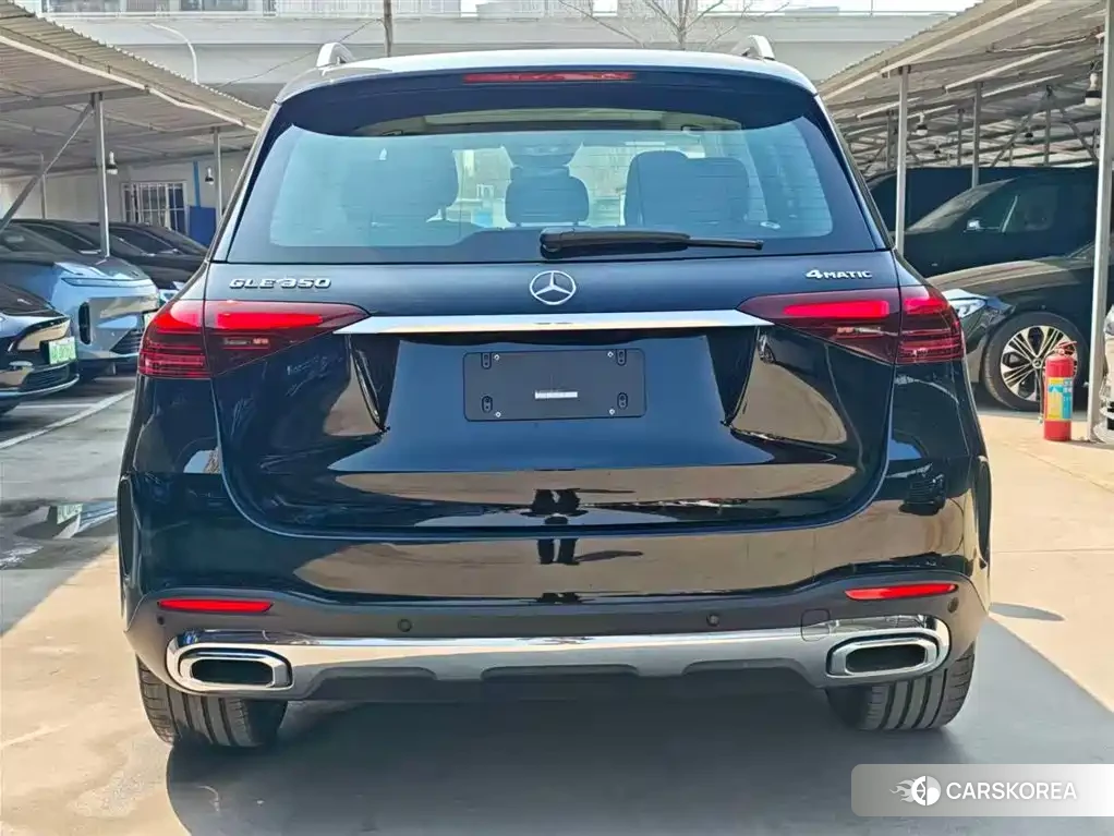Mercedes-Benz GLE 2026 Черный из Китая, фото 2