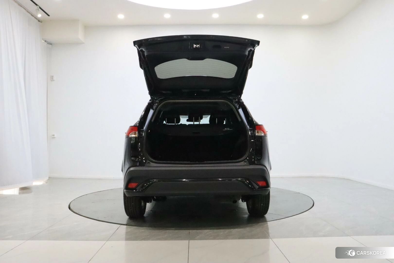 Toyota Frontlander 2023 Черный из Китая, фото 2