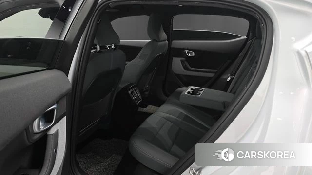 Polestar Polestar 2 2022 Серебристо-серый из Кореи, фото 2