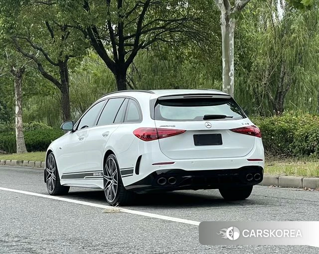 Mercedes-Benz AMG C-Class 2024 Белый из Китая, фото 2