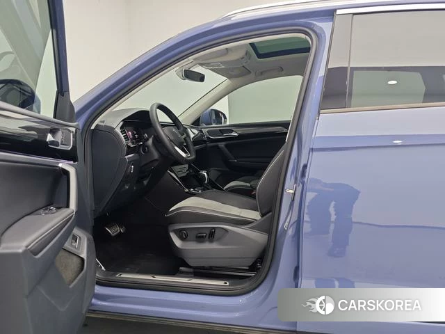 Volkswagen Tayron 2021 Синий из Китая, фото 2