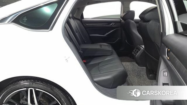Honda Accord 10th Generation 2022 Белый из Кореи, фото 2