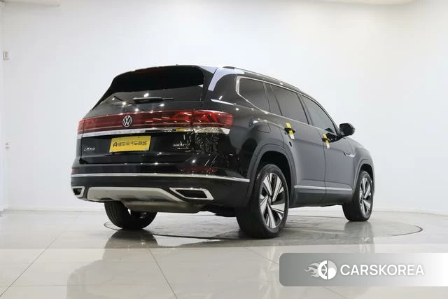 Volkswagen Teramont 2024 Черный из Китая, фото 2